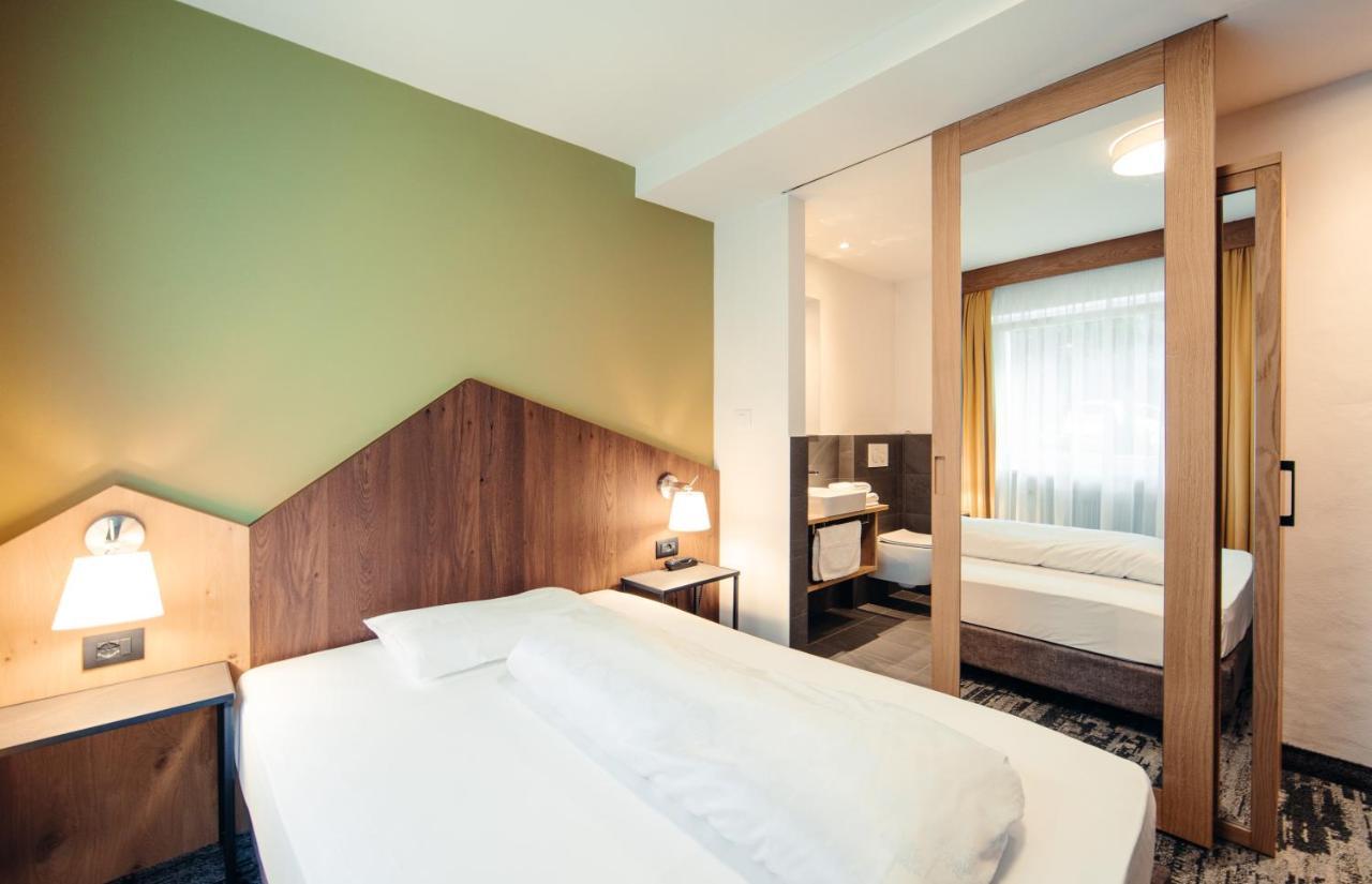 Hotel Ludwigshof & Luvina Trodena Chambre photo